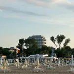 Hotel Neyra Beach