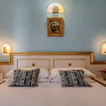 Hotel King