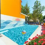 Viva Beach Hotel