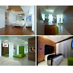 I-Suite Hotel