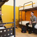 Sunflower Beach Backpacker Hostel & Bar