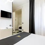 La Tour Palace Hotel & Restaurant