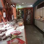Hotel Carol