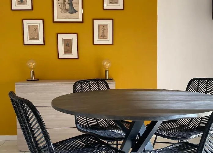 5 Viale Fano Apartment