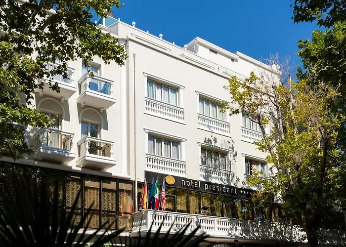 Hotel President