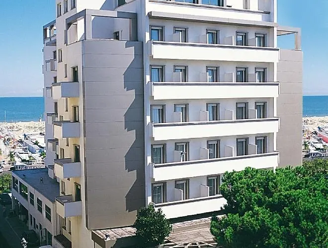 National Hotel