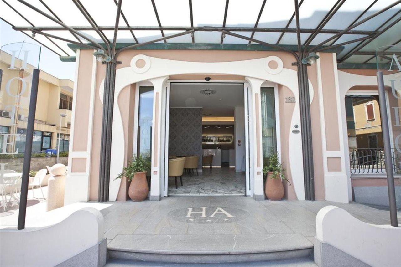 Aurora Hotel 3*