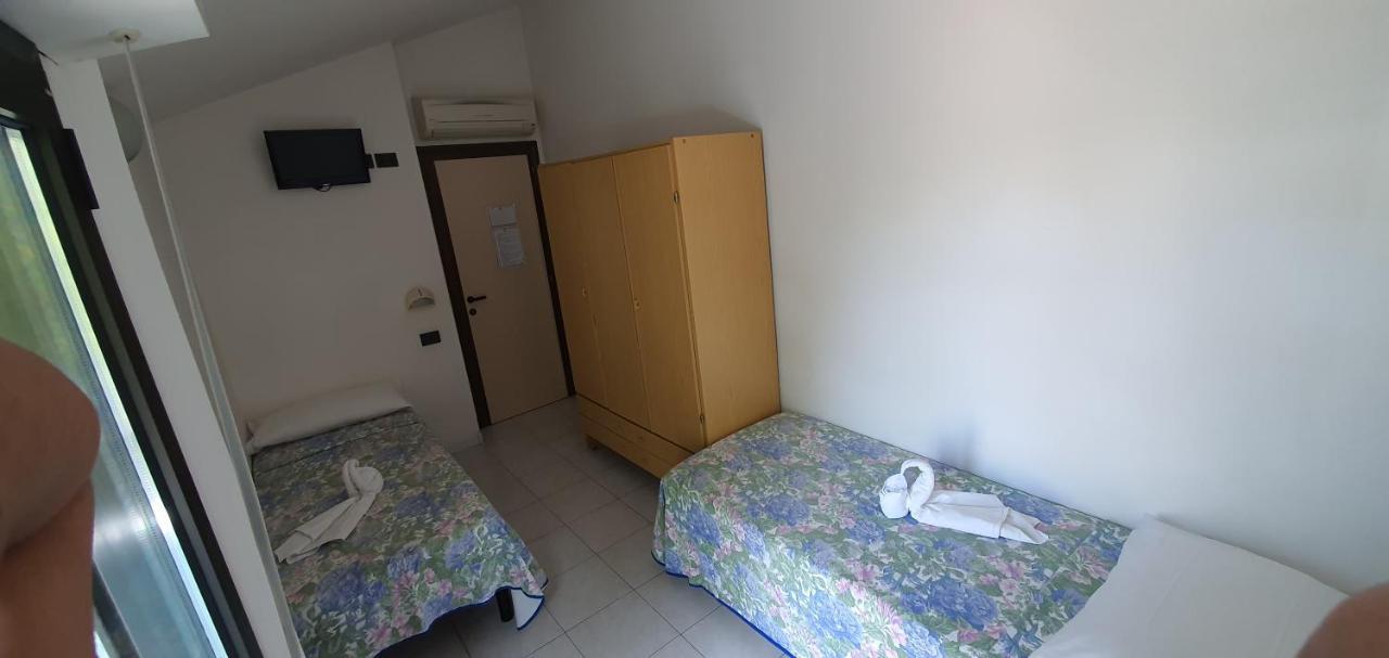 Vela Azzurra Hotel Rimini