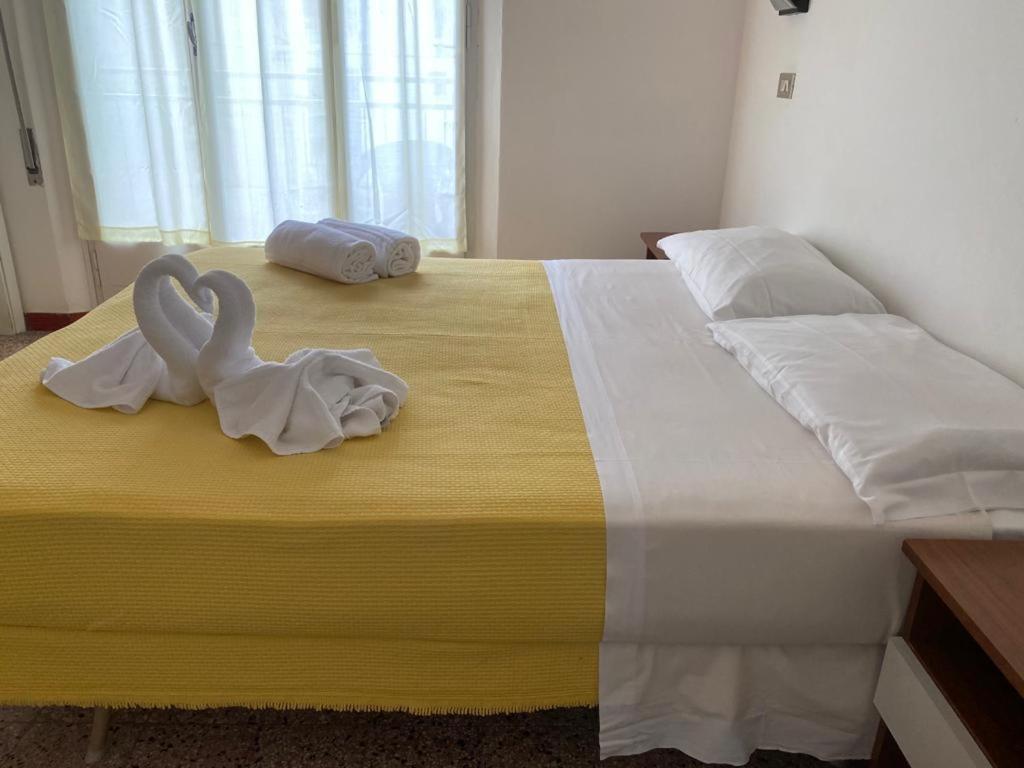 Hotel Derna 2*
