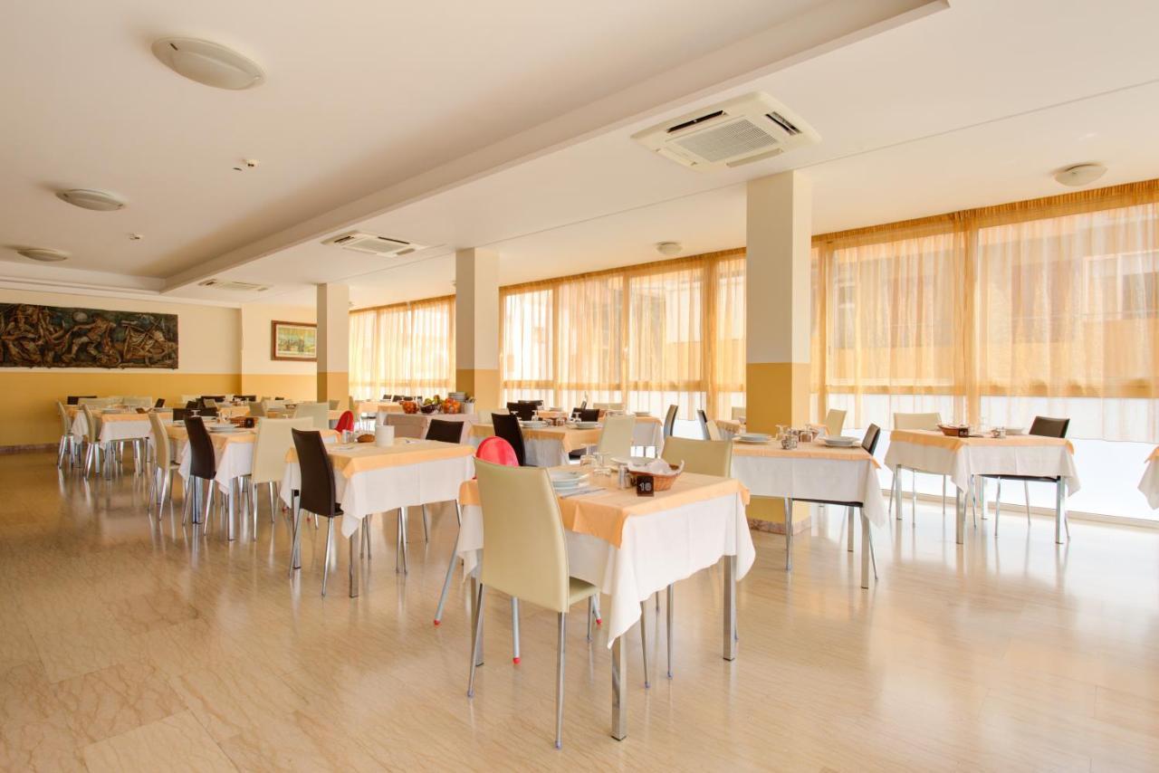 Hotel Nella Rimini