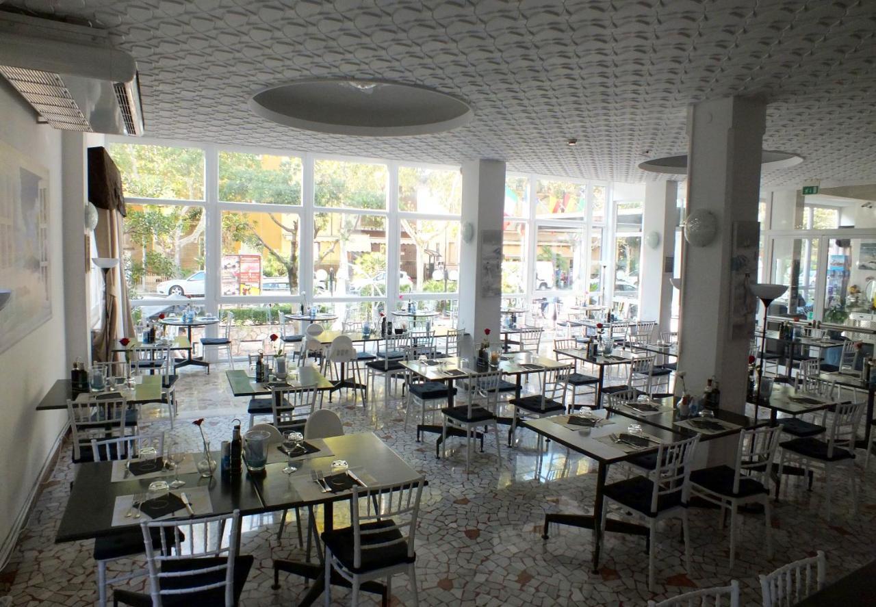 Jolie Hotel 3*