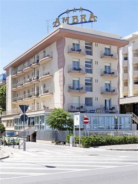 Hotel Ambra 3*