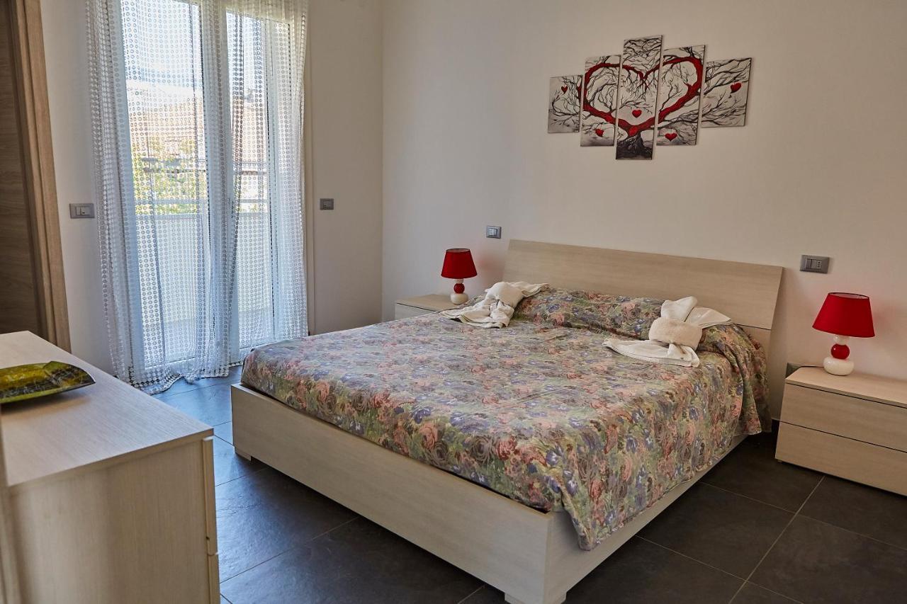 Esmeralda Apartment