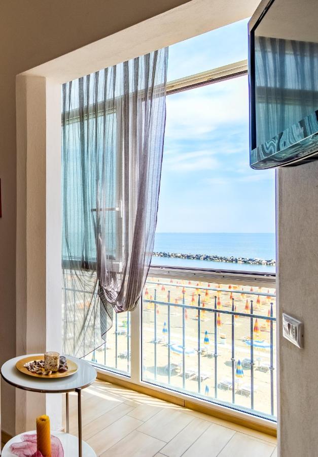 Hotel Estate