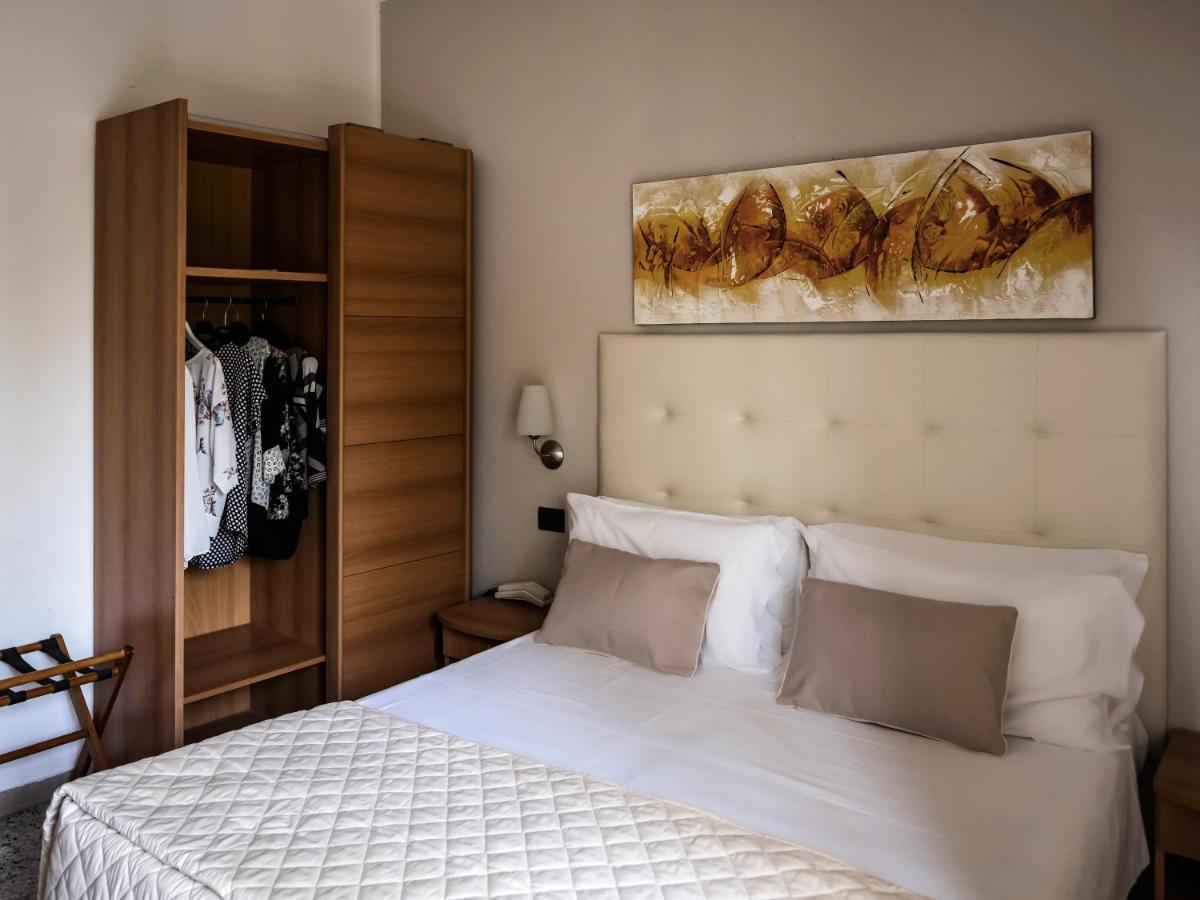 Hotel Bridge 3*