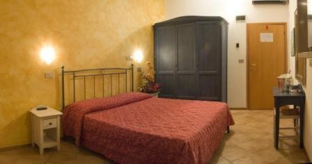 Carol Hotel