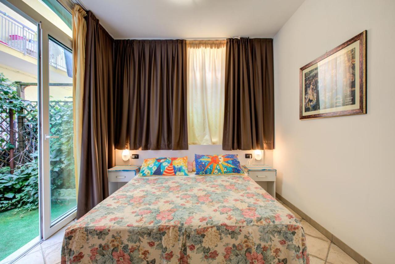 Hotel Charles Rimini