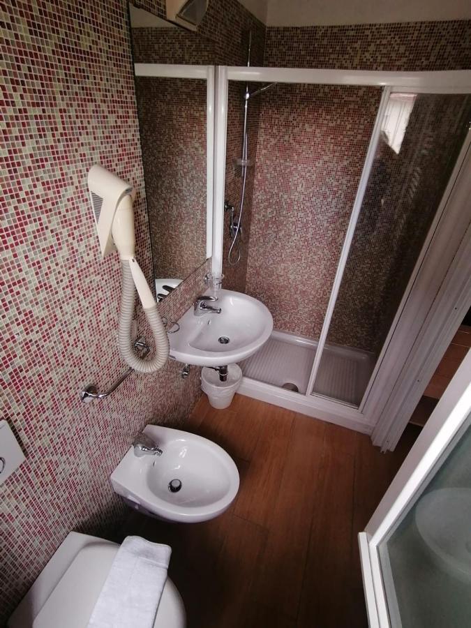 Santanna Hotel 2*