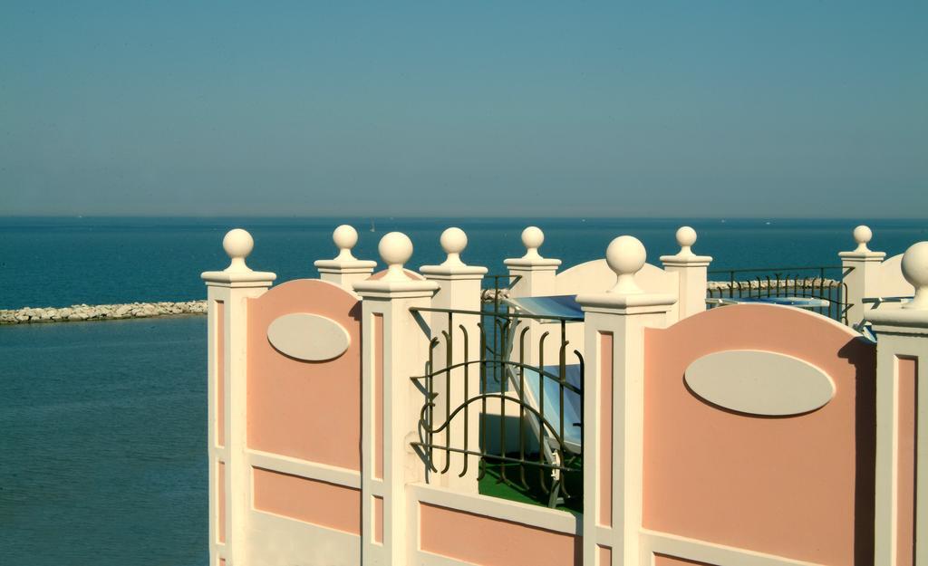 Aurora 3* Rimini