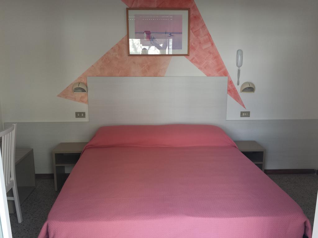 Alevon Hotel 3*