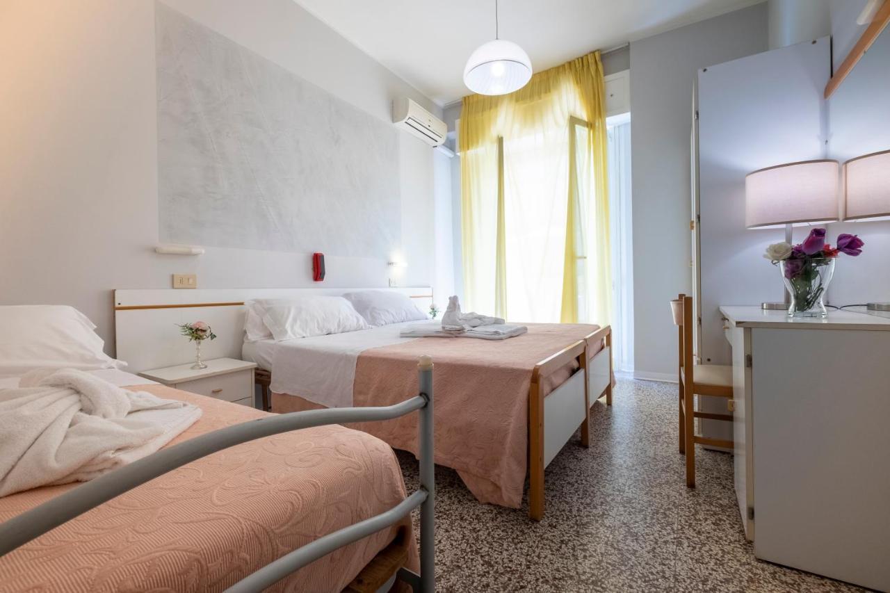 Hotel Giumer Rimini