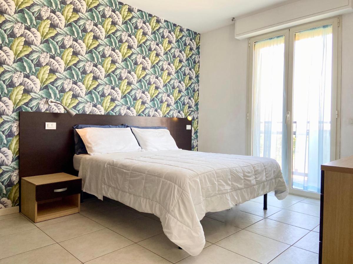 Acqua Marina Aparthotel