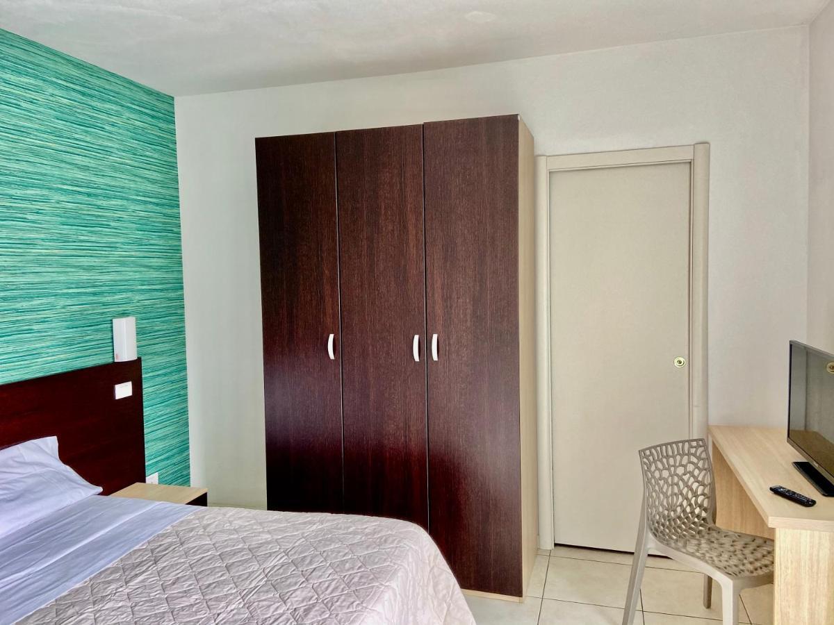 Acqua Marina Aparthotel