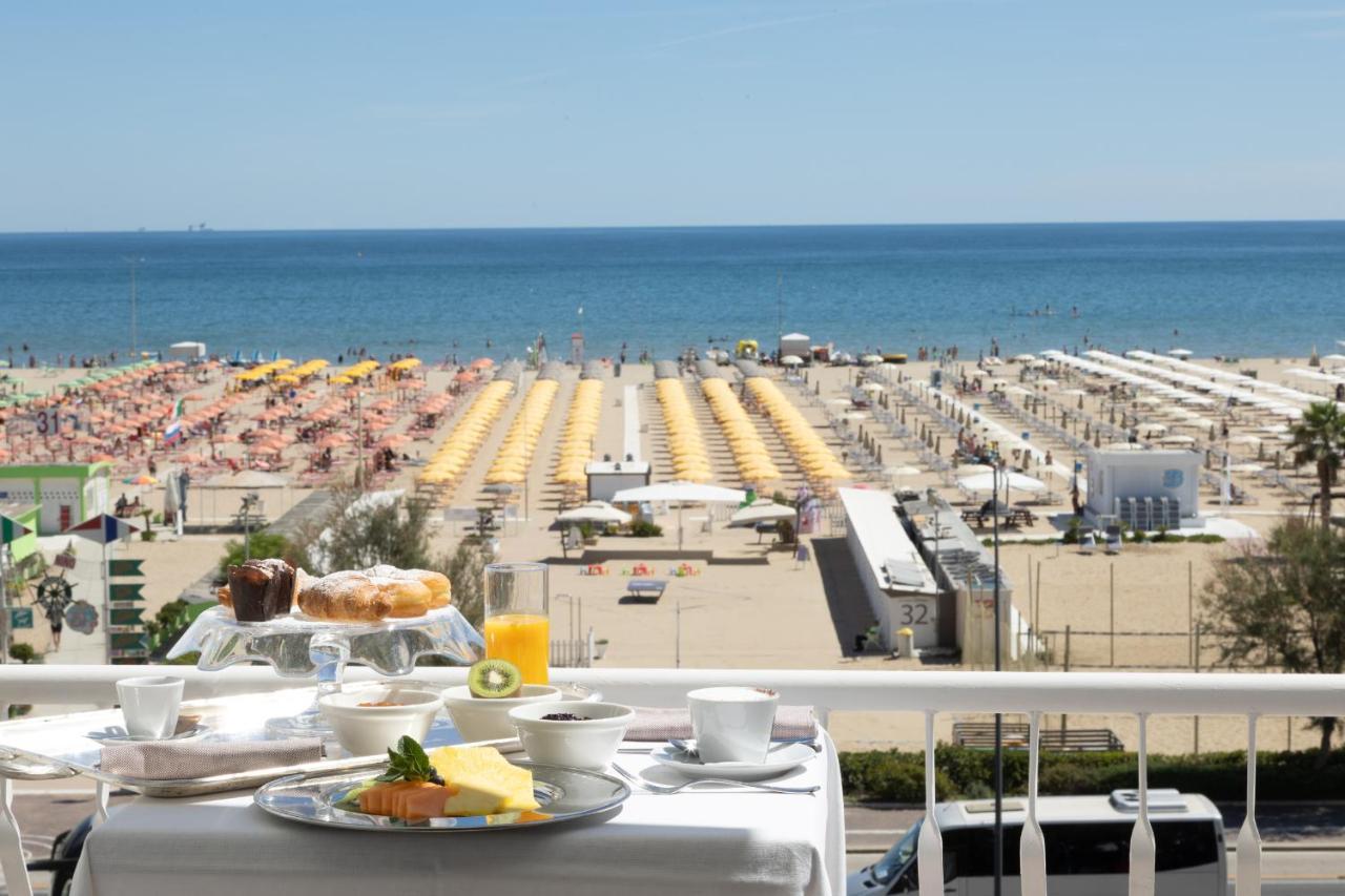 Continental 4* Rimini