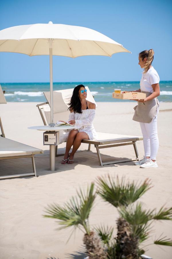 Hotel Residenza Parco Fellini 4*