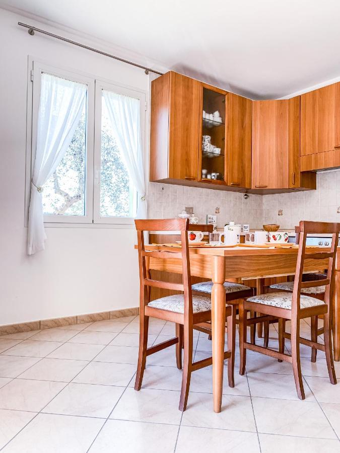Apartment La Casa Rossa - Affitti Brevi Italia