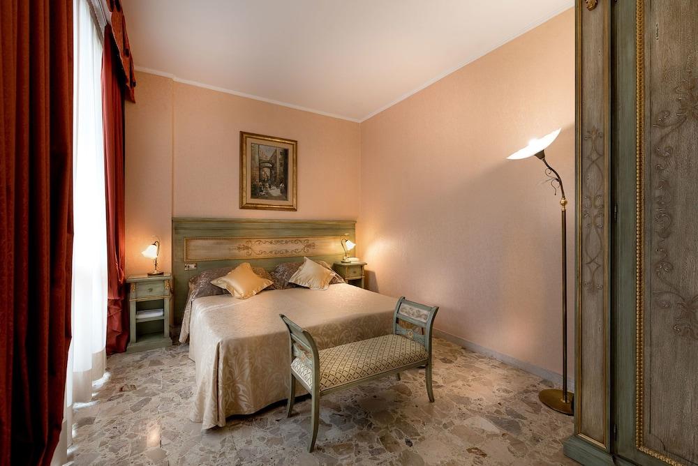 Hotel President 4*