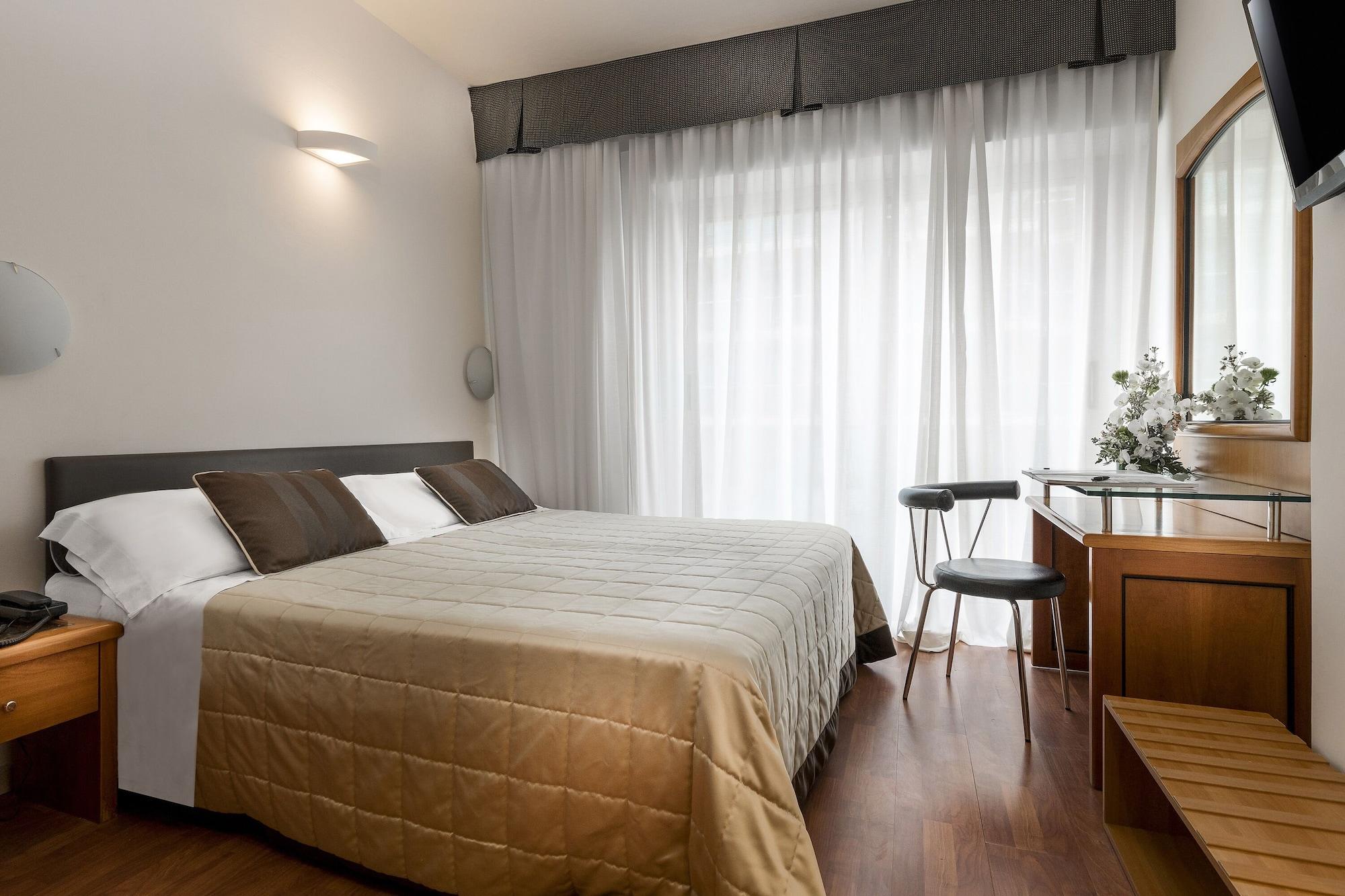 Continental Hotel 4*