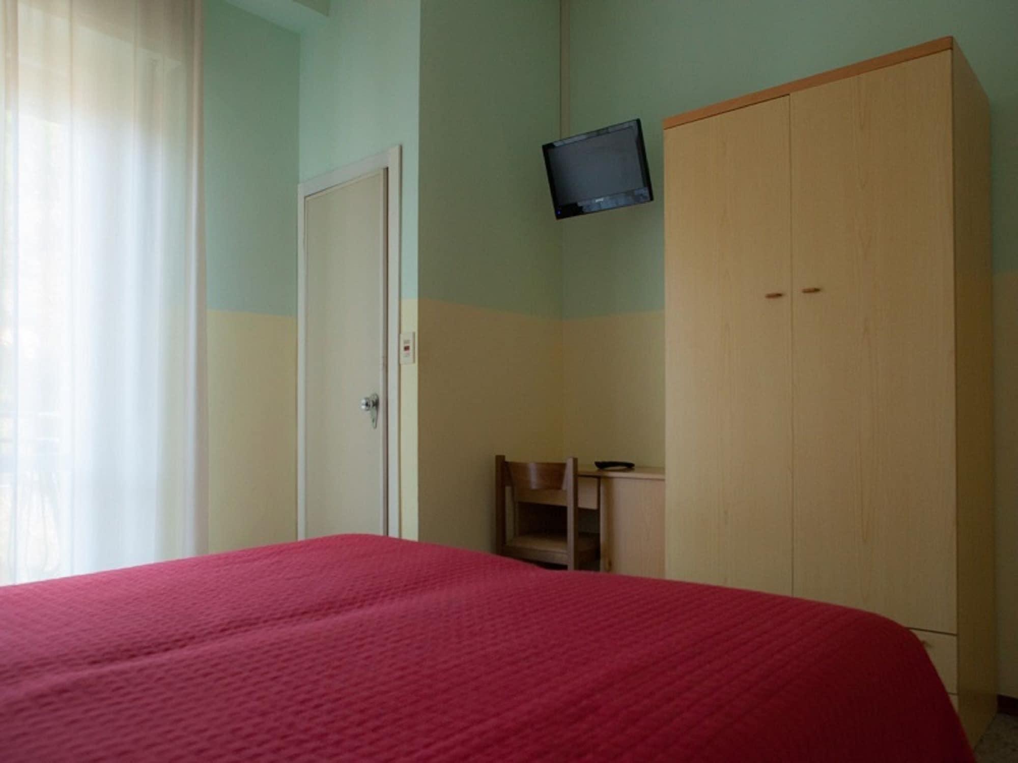 Ausonia Hotel 3*