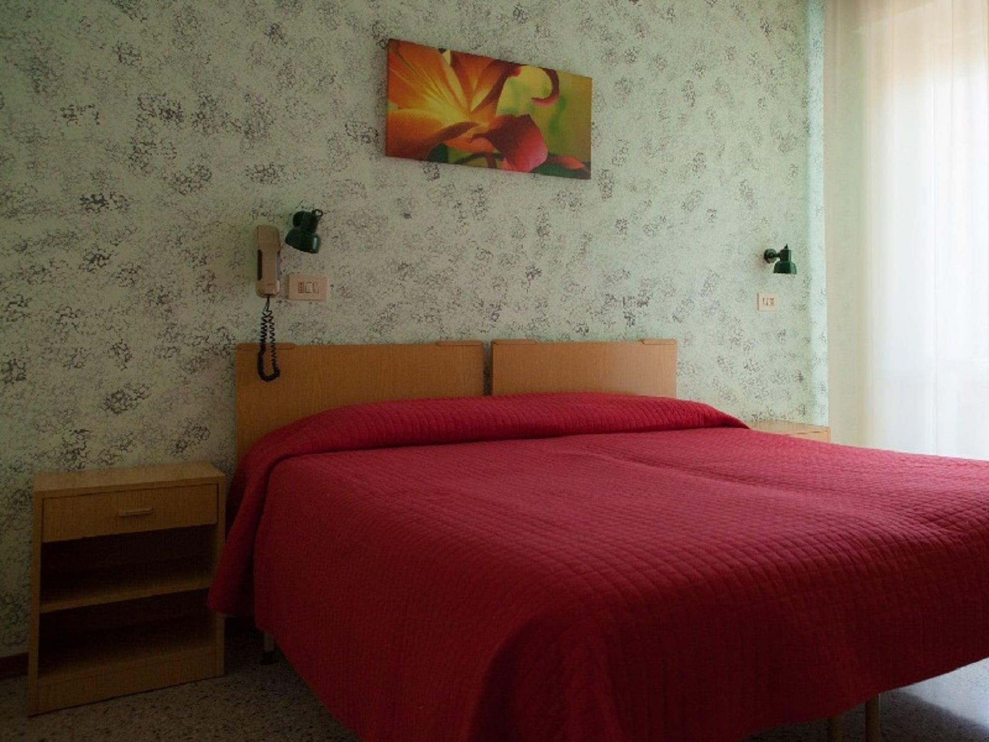 Ausonia Hotel 3*