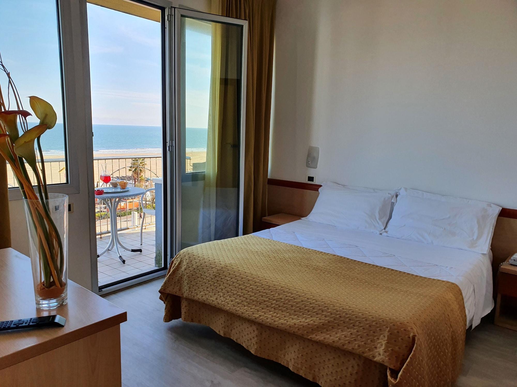 Tilmar Hotel 3*