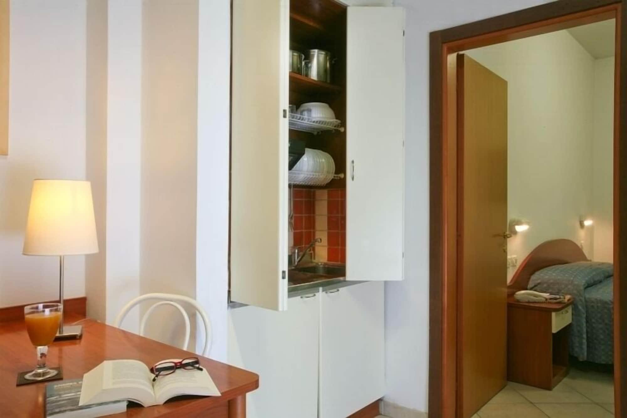 Aparthotel I Girasoli 3*