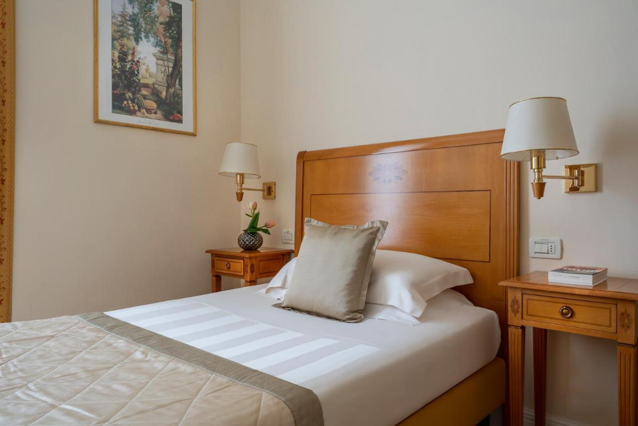 Residenza Parco Fellini Hotel 4*