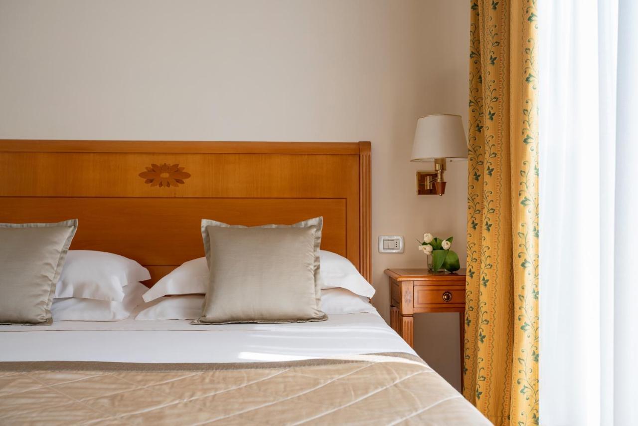 Residenza Parco Fellini Hotel Rimini