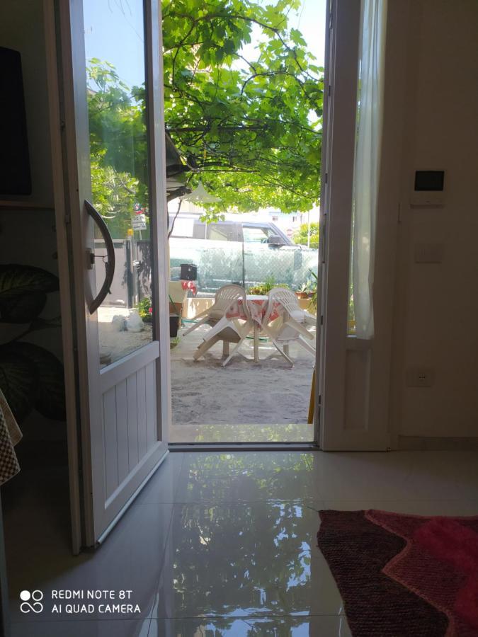 Bilocale Moderno Al Piano Terra, Vicinissimo Al Mare Appartement