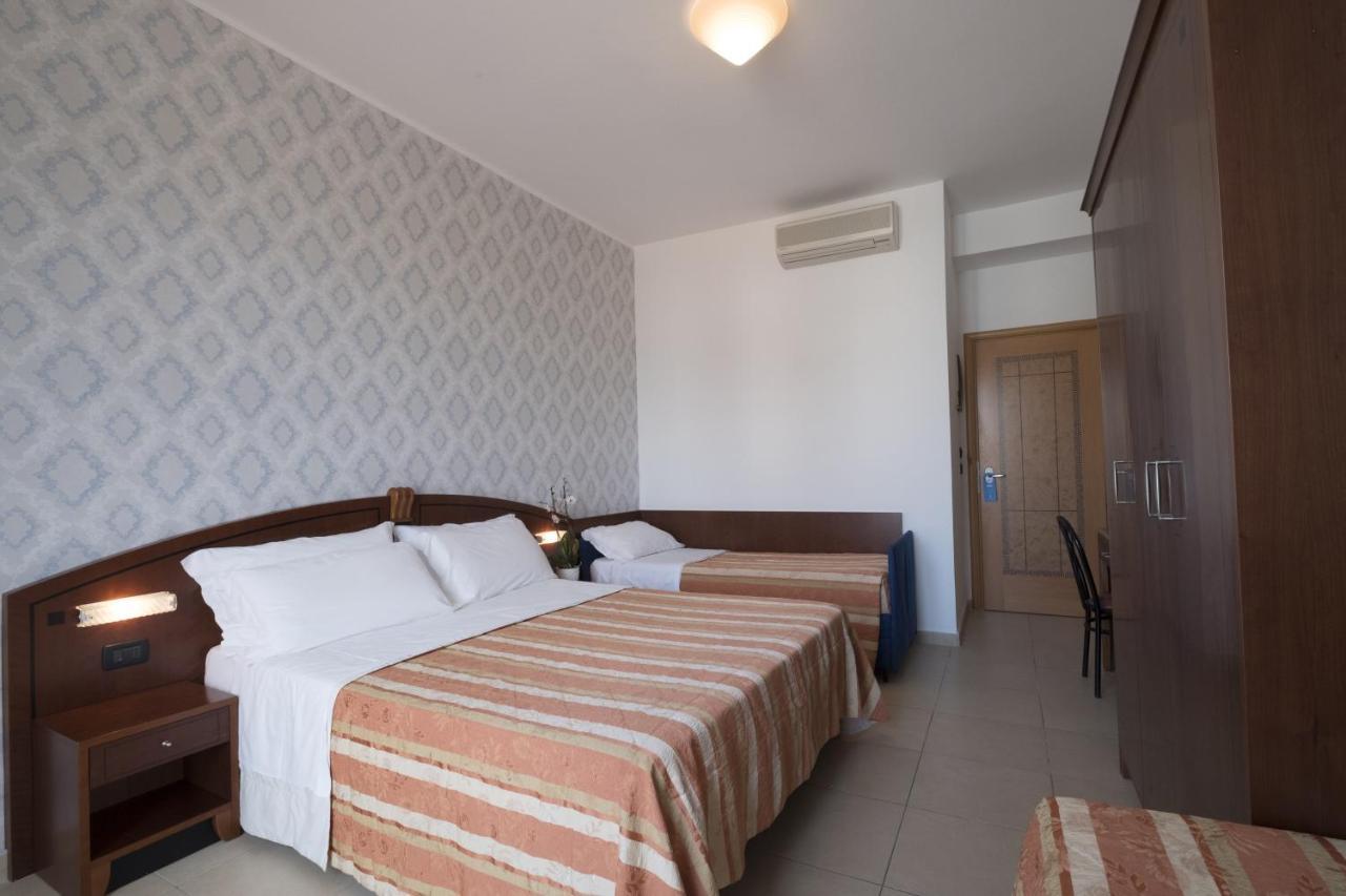 Rex 3* Rimini