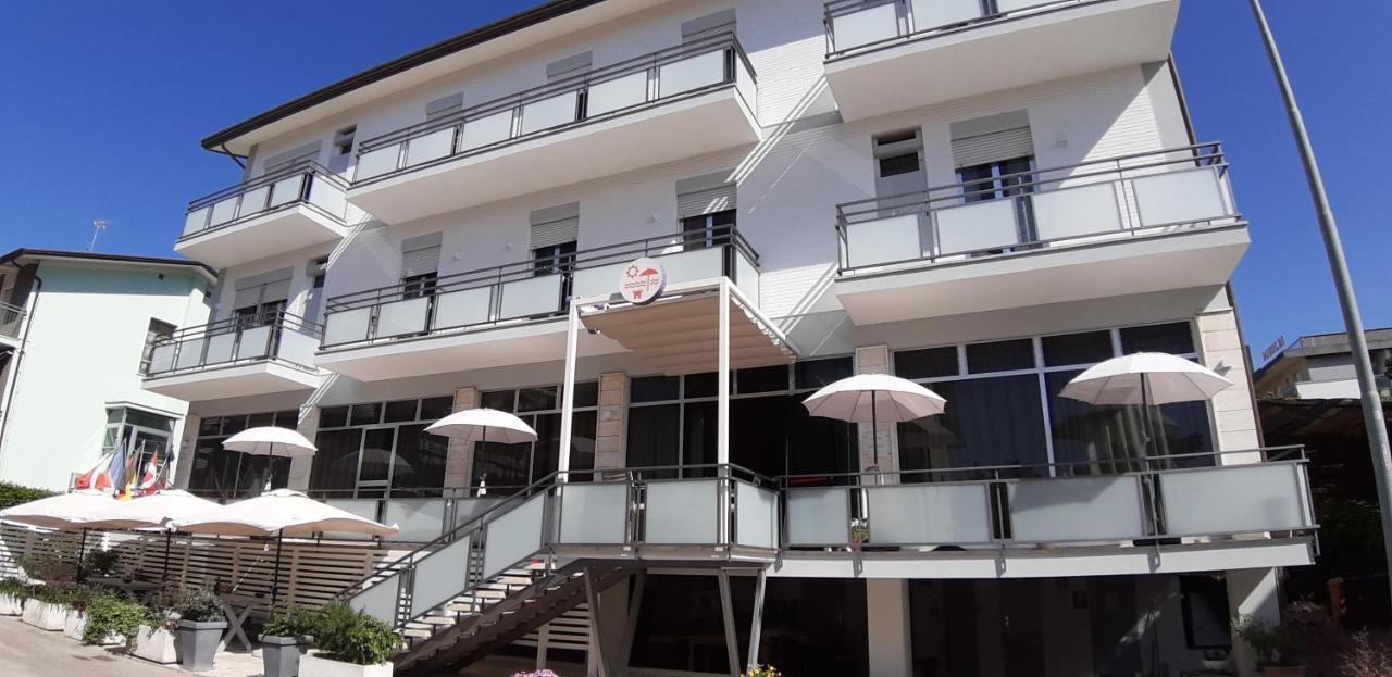 Hotel Eugenio 2*