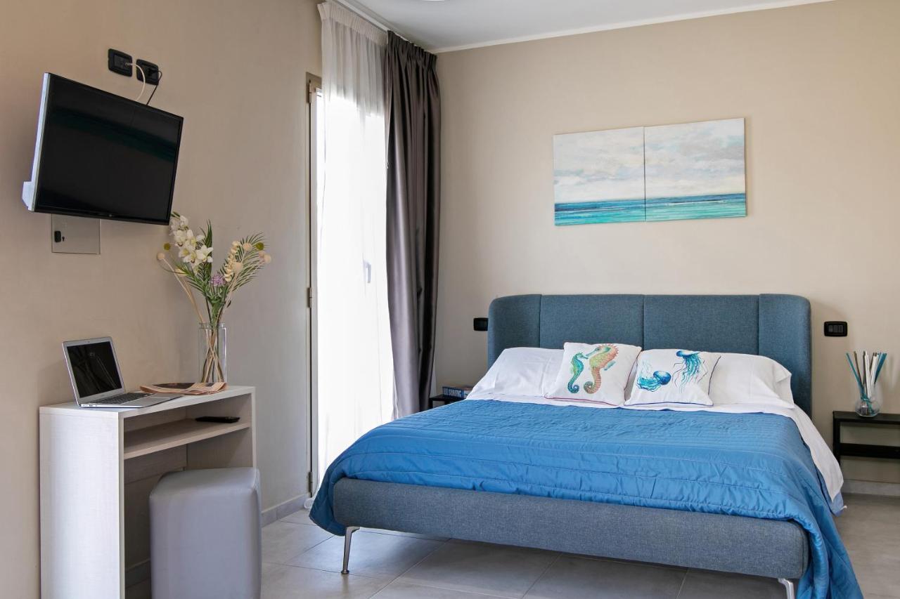 Noah Hotel 3*