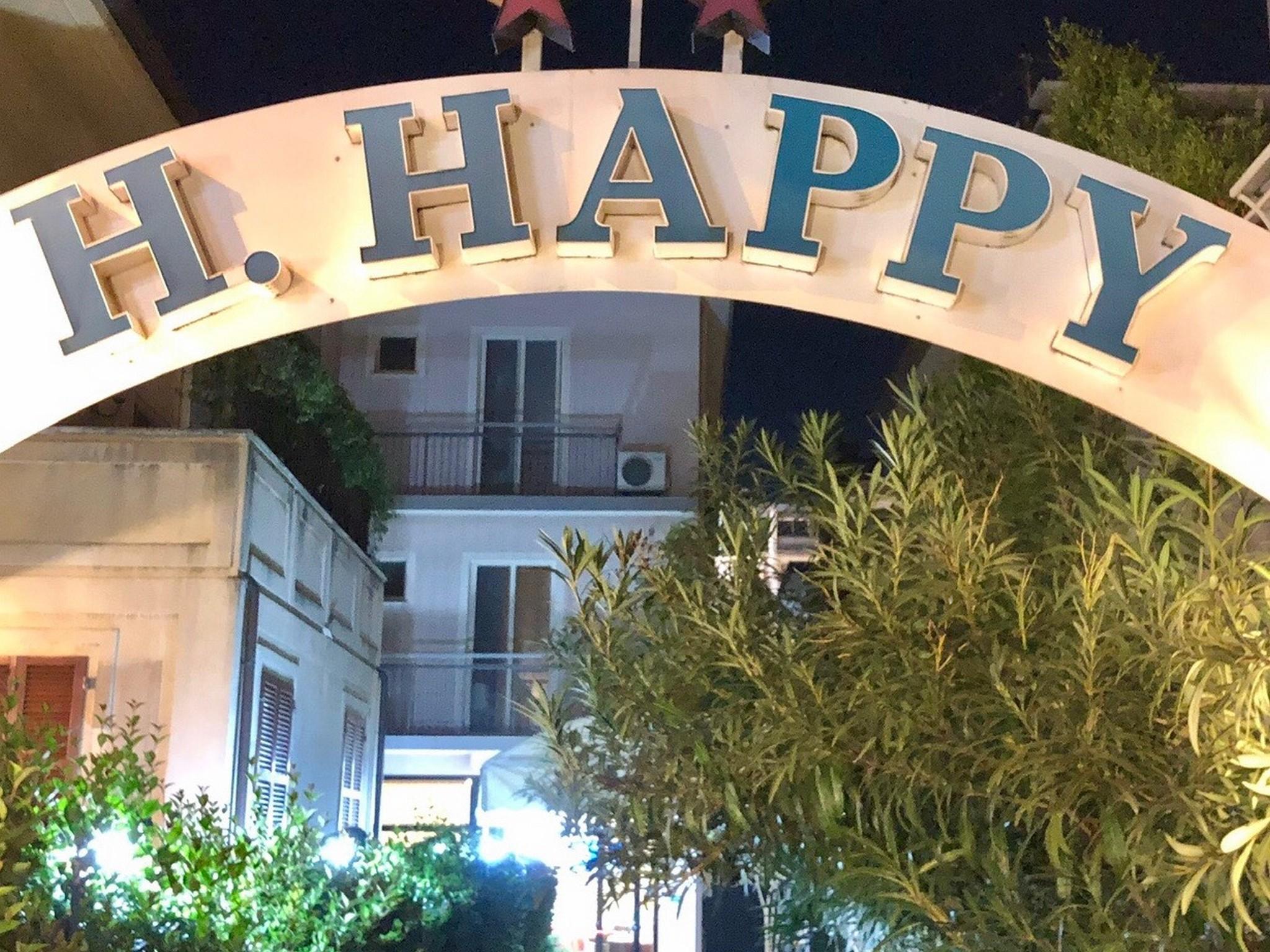 New Happy Hotel