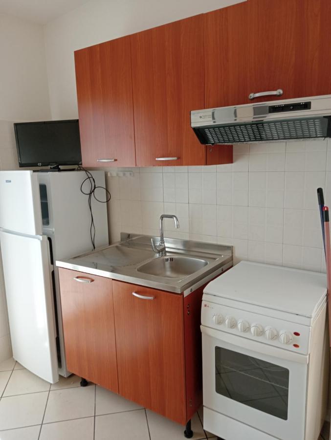 Carlotta Apartment