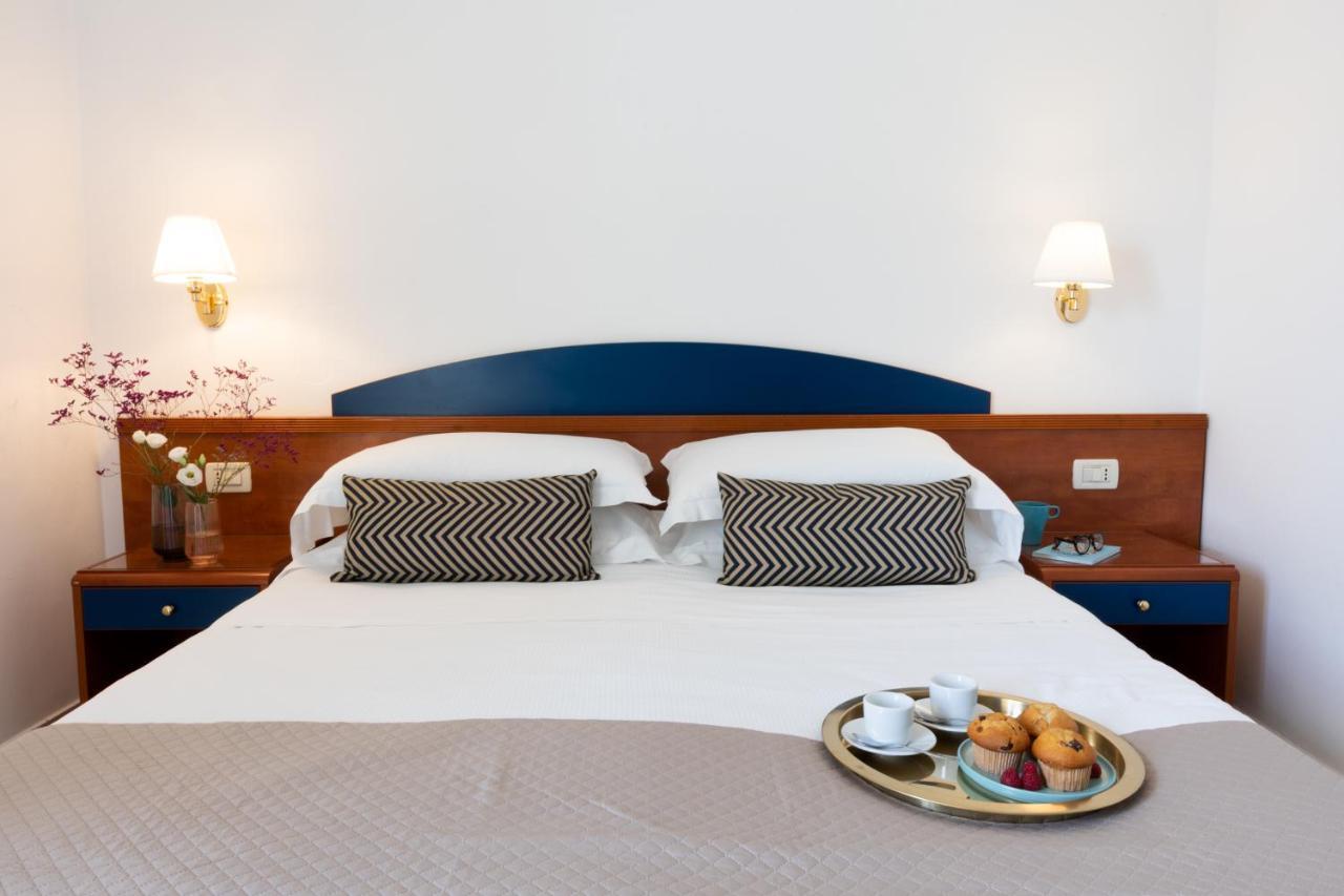 Aparthotel Mimosa 3*