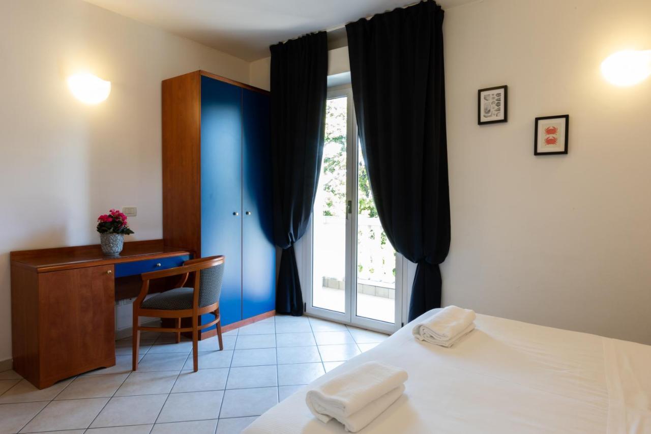 Aparthotel Mimosa 3*
