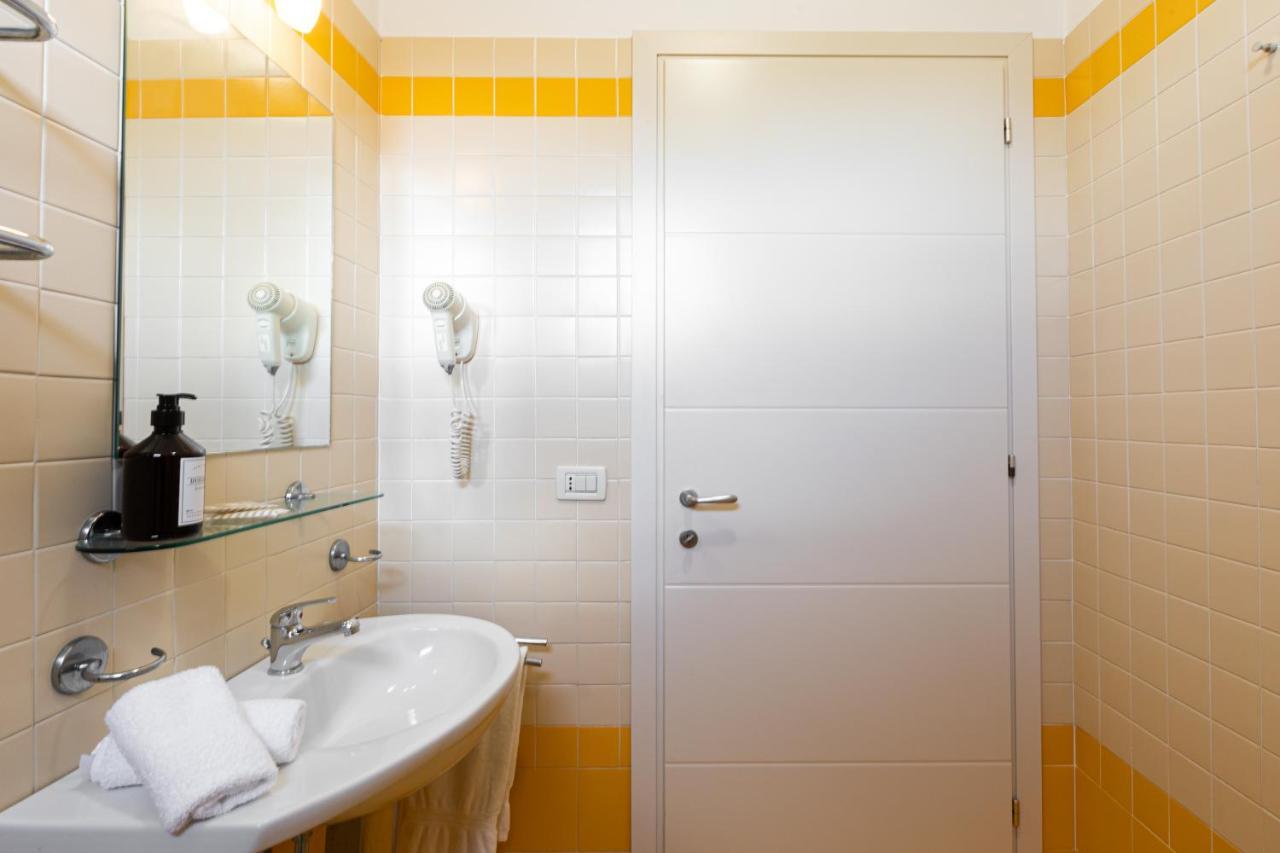 Aparthotel Mimosa