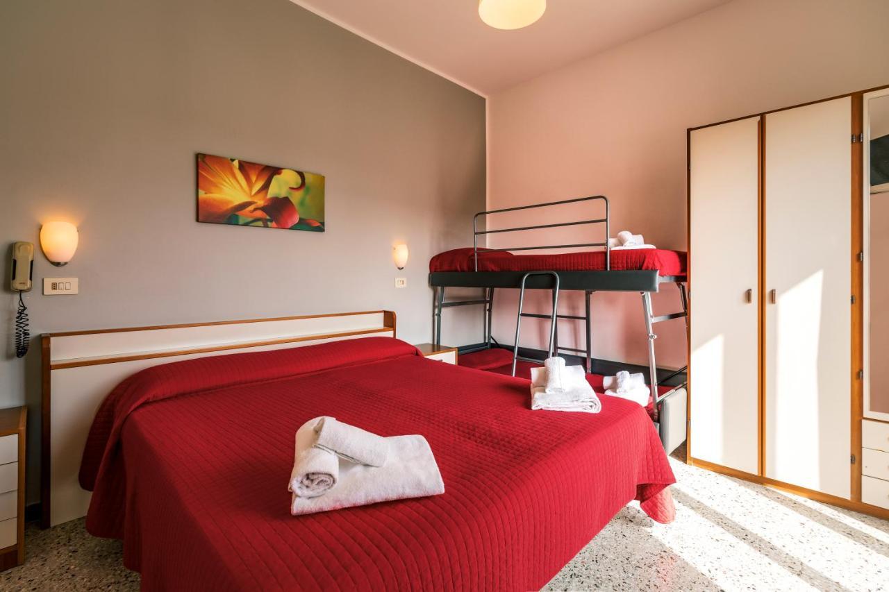 Hotel Ausonia 3*
