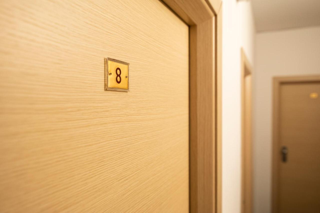 Hotel Ausonia 3*