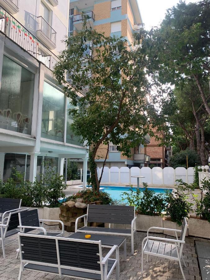Royal Plaza Hotel